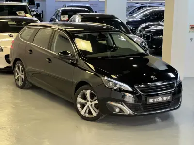 Peugeot 308 SW 2016 - 10990 EUR, 160000 km - AUTO.MOTO.pt - 160000km - foto 13 de 42
