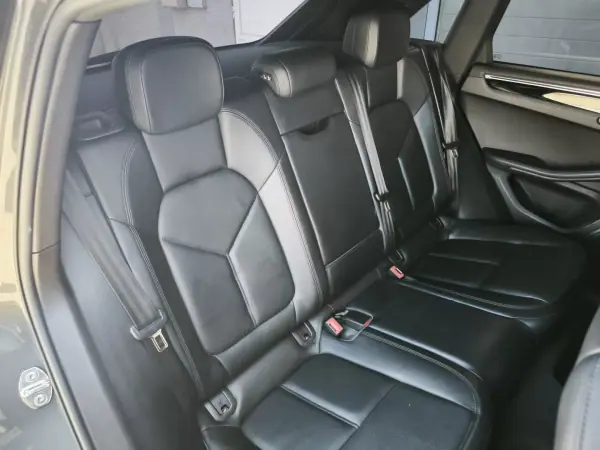 Porsche Macan 2014 - 42950 EUR, 177239 km - AUTO.MOTO.pt - 177239km - foto 38 de 59