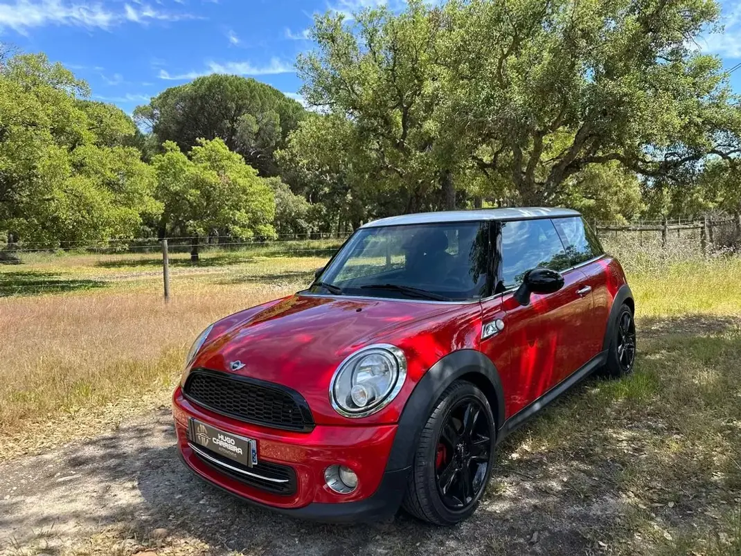 MINI 3 Portas 2012 - 6850 EUR, 168000 km - AUTO.MOTO.pt - 168000km - foto 2 de 9