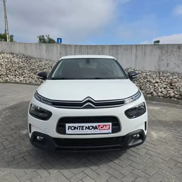 Citroën C4 Cactus 2019 - 10750 EUR, 87750 km - AUTO.MOTO.pt - 87750km - foto 3 de 18