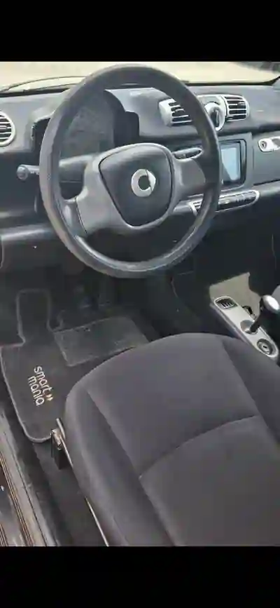 Smart ForTwo Coupé 2012 - 6850 EUR, 120000 km - AUTO.MOTO.pt - 120000km - foto 8 de 12