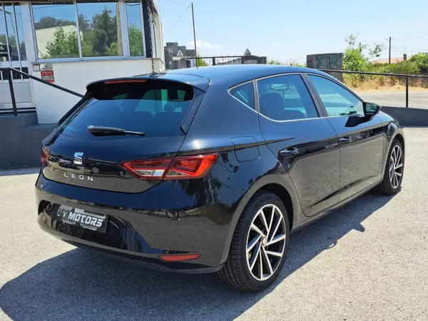SEAT Leon 2014 - 10900 EUR, 261084 km - AUTO.MOTO.pt - 261084km - foto 6 de 39