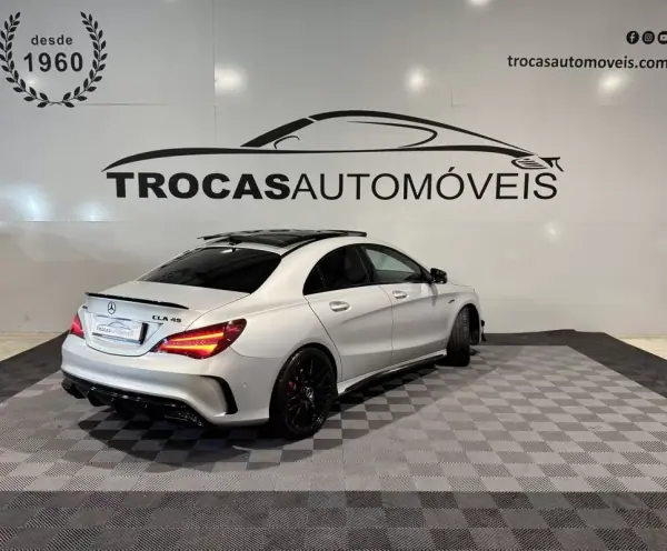 Mercedes-Benz CLA 45 AMG 2018 - 36900 EUR, 127350 km - AUTO.MOTO.pt - 127350km - foto 28 de 32