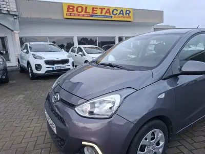 Hyundai i10 2016 - 8750 EUR, 92642 km - AUTO.MOTO.pt - 92642km - foto 11 de 24