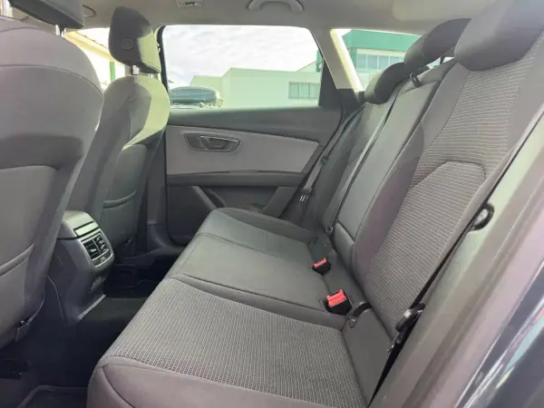 SEAT Leon ST 2020 - 13000 EUR, 124384 km - AUTO.MOTO.pt - 124384km - foto 21 de 24