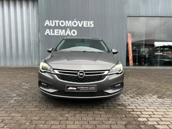 Opel Astra Sports Tourer 2016 - 8950 EUR, 205645 km - AUTO.MOTO.pt - 205645km - foto 2 de 17