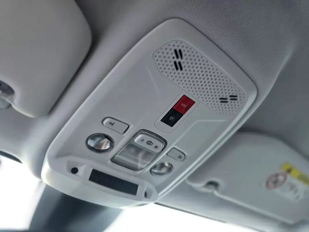 Opel Corsa 2024 - 18590 EUR, 38000 km - AUTO.MOTO.pt - 38000km - foto 34 de 34