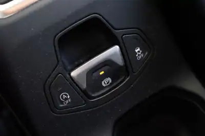 Jeep Renegade 2020 - 27500 EUR, 24000 km - AUTO.MOTO.pt - 24000km - foto 14 de 42