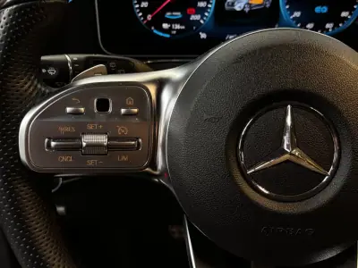 Mercedes-Benz EQC 2023 - 44990 EUR, 60200 km - AUTO.MOTO.pt - 60200km - foto 24 de 36