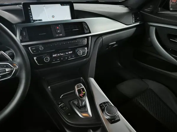 BMW 420 Gran Coupé 2017 - 19950 EUR, 213000 km - AUTO.MOTO.pt - 213000km - foto 8 de 55