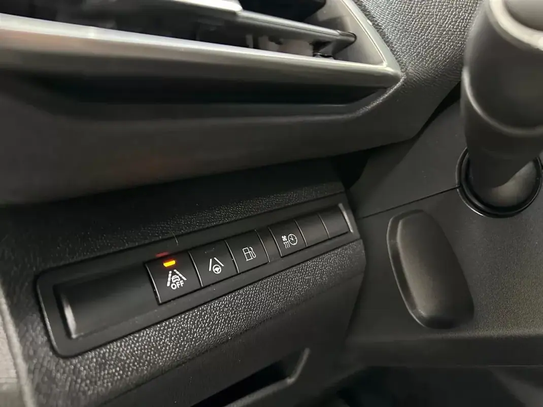 Peugeot 3008 2021 - 28800 EUR, 58000 km - AUTO.MOTO.pt - 58000km - foto 14 de 20