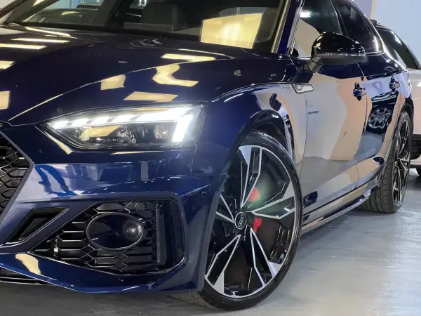 Audi A5 Sportback 2022 - 42990 EUR, 65000 km - AUTO.MOTO.pt - 65000km - foto 25 de 51