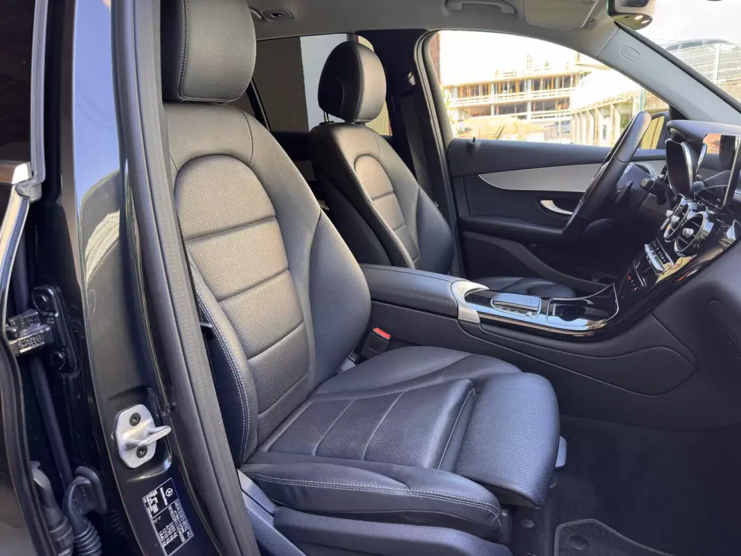 Mercedes-Benz GLC 300 2022 - 47500 EUR, 37758 km - AUTO.MOTO.pt - 37758km - foto 25 de 25
