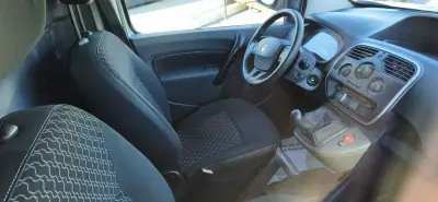 Renault Kangoo 2014 - 8500 EUR, 169000 km - foto 5 de 5