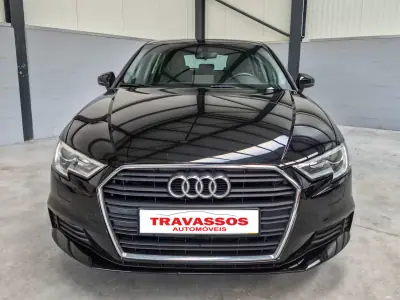 Audi A3 Sportback 2019 - 20700 EUR, 122935 km - AUTO.MOTO.pt - 122935km - foto 2 de 11