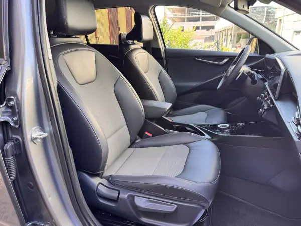 Kia Niro 2024 - 29500 EUR, 27615 km - AUTO.MOTO.pt - 27615km - foto 25 de 26
