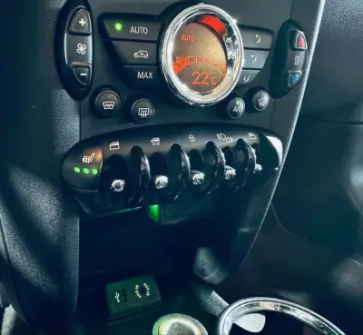 MINI Cooper 2014 - 16990 EUR, 120443 km - AUTO.MOTO.pt - 120443km - foto 45 de 59