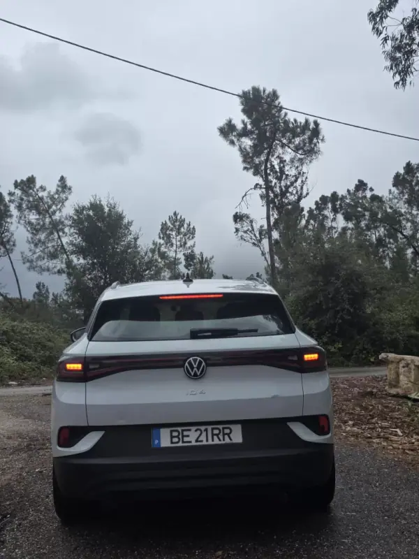 Volkswagen ID.4 2023 - 33750 EUR, 46000 km - 46000km - foto 30 de 79