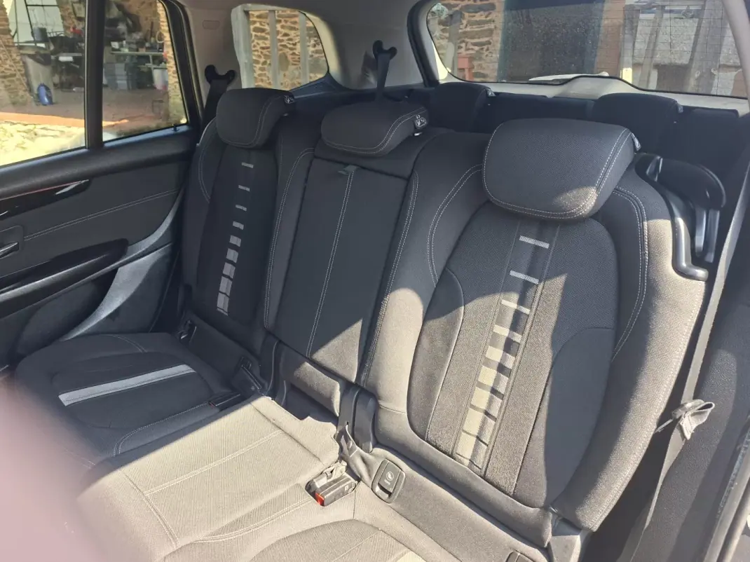 BMW 216 Gran Tourer 2018 - 17350 EUR, 130769 km - AUTO.MOTO.pt - 130769km - foto 6 de 26