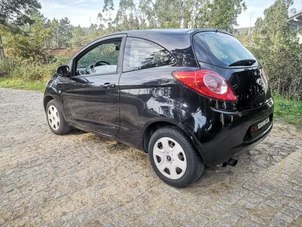 Ford KA 2012 - 5500 EUR, 190000 km - AUTO.MOTO.pt - 190000km - foto 6 de 18
