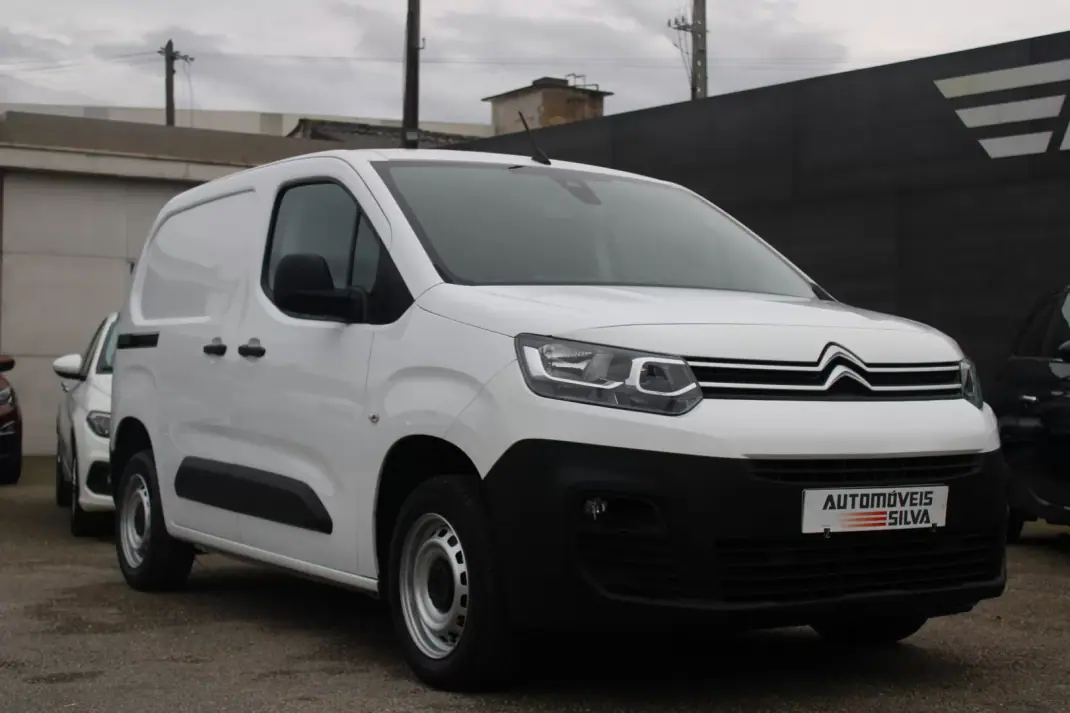 Citroën Berlingo 1.5 Bluehdi M Clube 102cv 2021 - 11990 EUR, 209000 km - AUTO.MOTO.pt - 209000km - foto 5 de 19