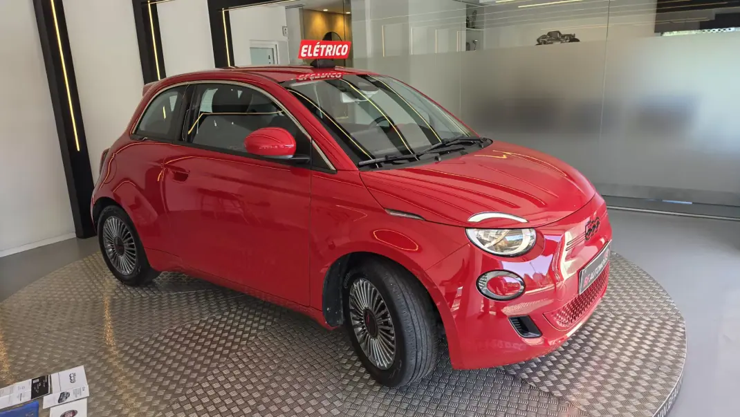 Fiat 500e 2023 - 16500 EUR, 19050 km - 19050km - foto 19 de 54