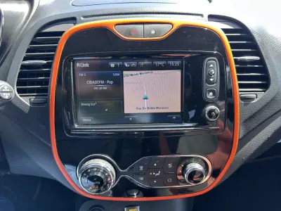 Renault Captur 2014 - 9900 EUR, 217000 km - AUTO.MOTO.pt - 217000km - foto 40 de 60