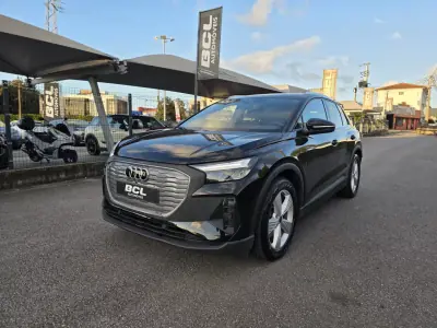 Audi Q4 e-tron 2022 - 36990 EUR, 56000 km - AUTO.MOTO.pt - 56000km - foto 3 de 42