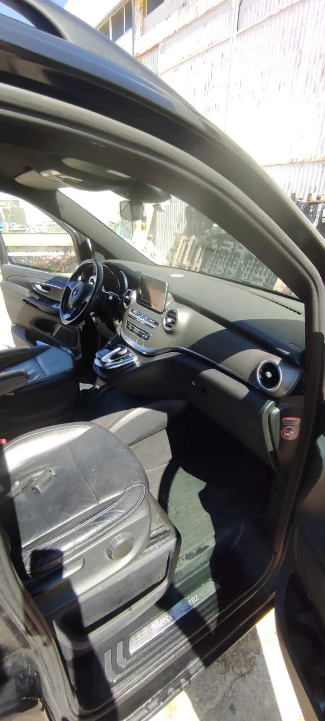 Mercedes-Benz V 250 2016 - 20350 EUR, 360000 km - AUTO.MOTO.pt - 360000km - foto 6 de 14