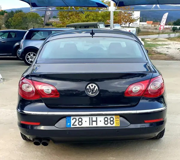 Volkswagen Passat CC 2009 - 9990 EUR, 358000 km - AUTO.MOTO.pt - 358000km - foto 6 de 20