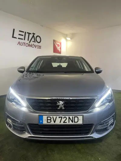 Peugeot 308 2020 - 9750 EUR, 112000 km - 112000km - foto 3 de 30