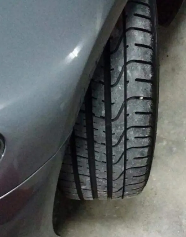 BMW 520 2011 — foto 2 de 8