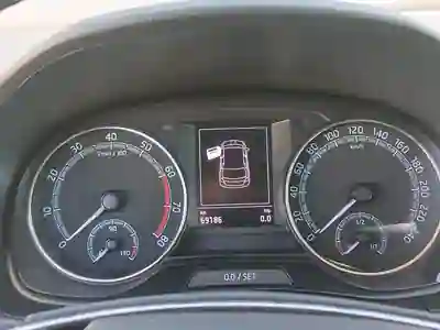 Skoda Fabia 2021 — foto 4 de 15