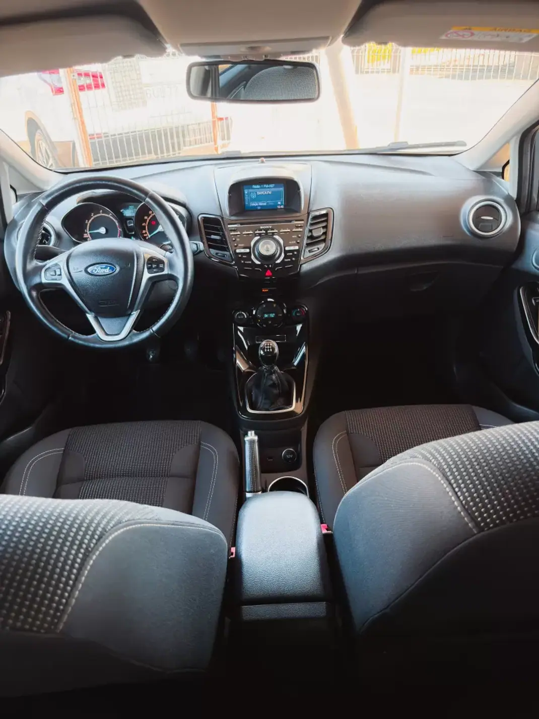 Ford Fiesta 2016 - 9990 EUR, 60000 km - 60000km - foto 13 de 15