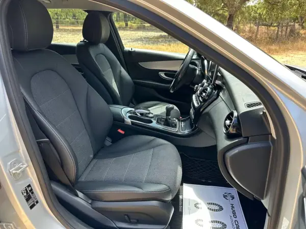 Mercedes-Benz C 180 2014 - 13500 EUR, 200000 km - AUTO.MOTO.pt - 200000km - foto 8 de 13