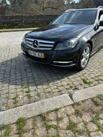 Mercedes-Benz C 220 2012 - 9799 EUR, 435000 km - AUTO.MOTO.pt - 435000km - foto 2 de 9