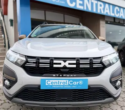 Dacia Sandero 2024 - 16450 EUR, 47000 km - AUTO.MOTO.pt - 47000km - foto 3 de 27