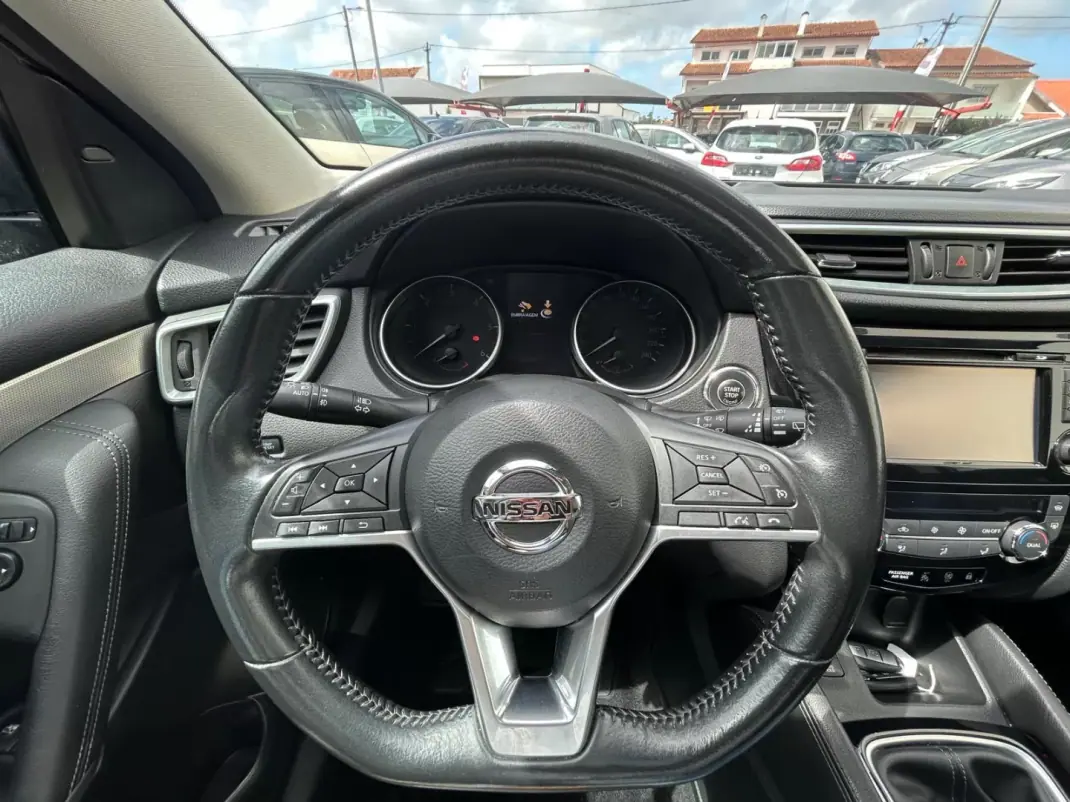 Nissan Qashqai 2019 - 17990 EUR, 157169 km - 157169km - foto 13 de 26