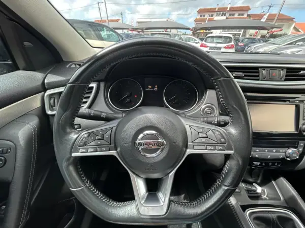 Nissan Qashqai 2019 - 17990 EUR, 157169 km - 157169km - foto 13 de 26