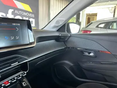 Peugeot 208 2023 - 16900 EUR, 27566 km - AUTO.MOTO.pt - 27566km - foto 23 de 36