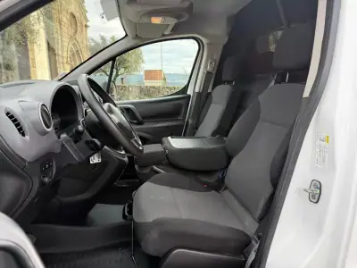 Citroën Berlingo 1.6 BlueHdi 100 2018 - 11990 EUR, 41500 km - AUTO.MOTO.pt - 41500km - foto 14 de 24
