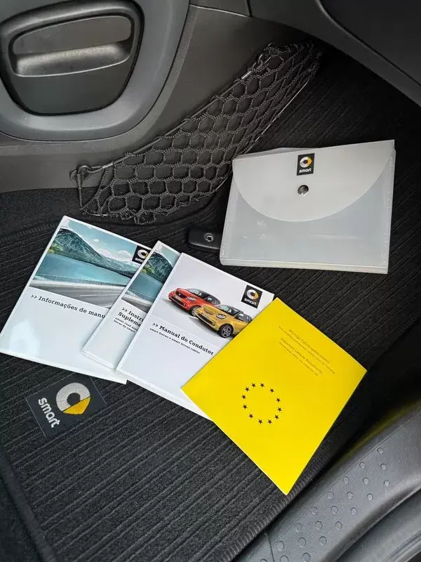 Smart ForTwo Coupé 2019 - 12750 EUR, 70000 km - AUTO.MOTO.pt - 70000km - foto 27 de 27