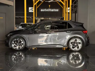 Cupra Born 2023 - 27990 EUR, 72900 km - foto 4 de 22