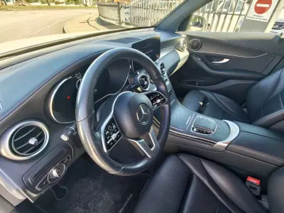 Mercedes-Benz GLC 220 2020 - 44500 EUR, 98000 km - AUTO.MOTO.pt - 98000km - foto 21 de 35