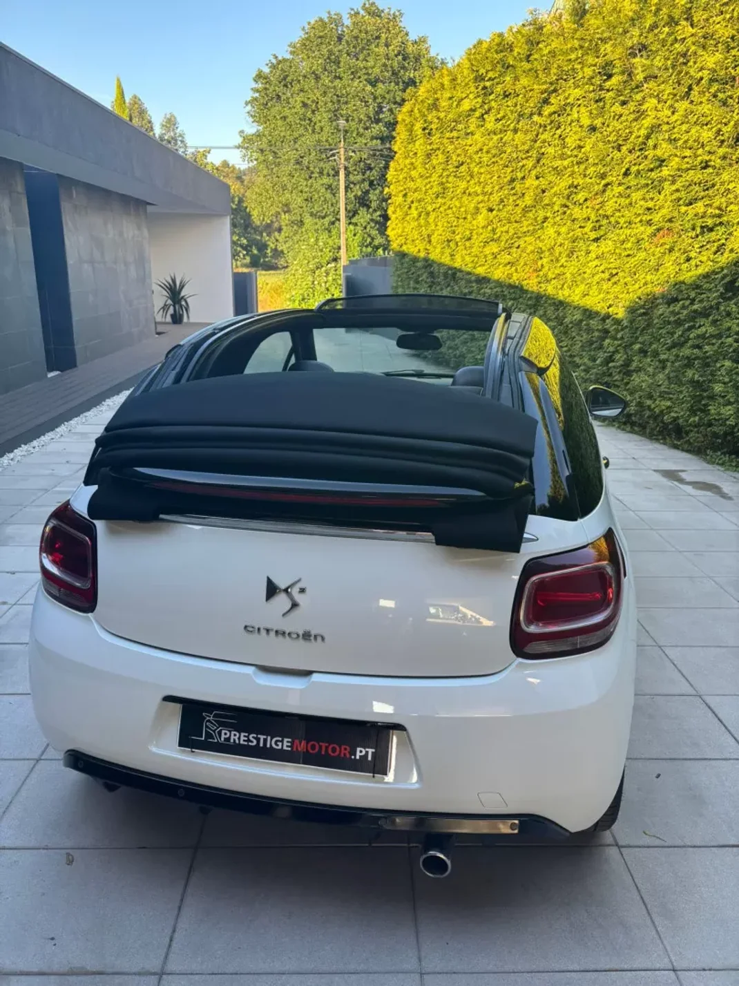 Citroën DS3 2013 - 10900 EUR, 135000 km - AUTO.MOTO.pt - 135000km - foto 10 de 31