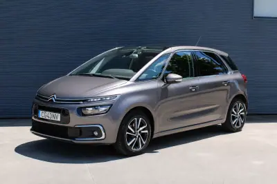Citroën C4 Picasso 2016 - 11990 EUR, 155875 km - AUTO.MOTO.pt - 155875km - foto 3 de 32