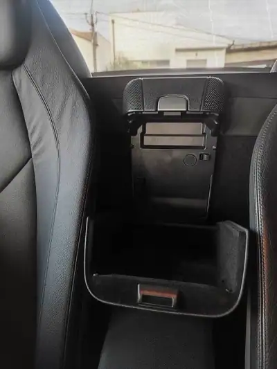 Mercedes-Benz SLK 200 2010 - 21500 EUR, 79000 km - AUTO.MOTO.pt - 79000km - foto 31 de 32