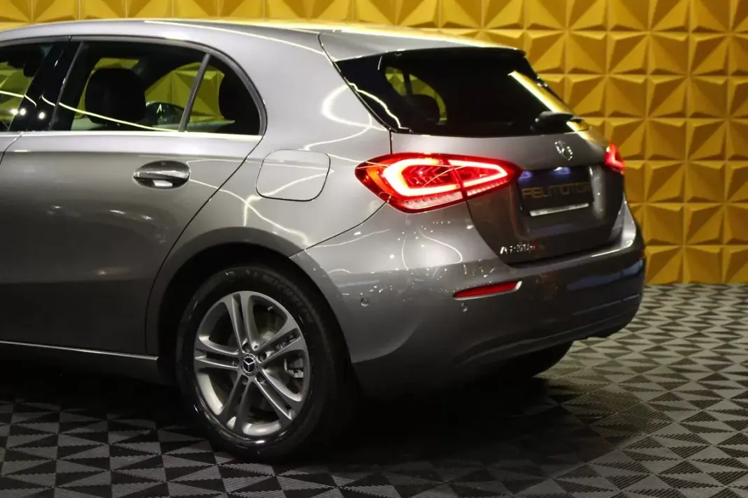 Mercedes-Benz A 250 2020 - 23890 EUR, 109000 km - AUTO.MOTO.pt - 109000km - foto 11 de 29