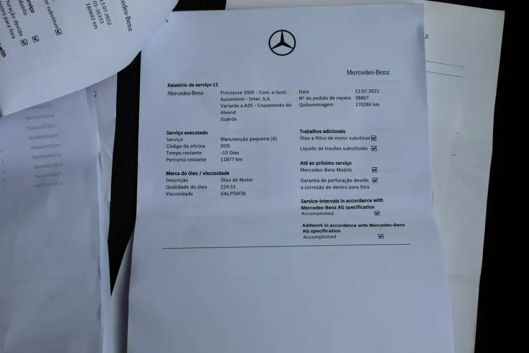 Mercedes-Benz E 250 2010 - 13990 EUR, 245000 km - AUTO.MOTO.pt - 245000km - foto 32 de 48