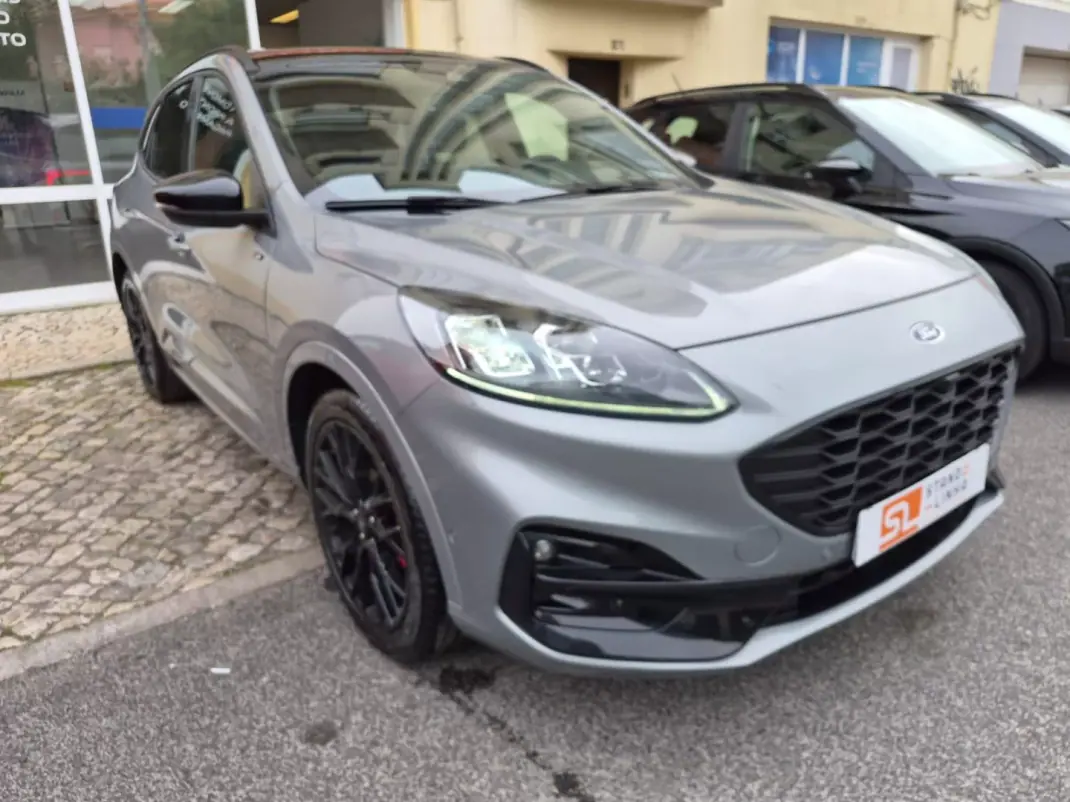 Ford Kuga 2023 - 21000 EUR, 56502 km - AUTO.MOTO.pt - 56502km - foto 9 de 34